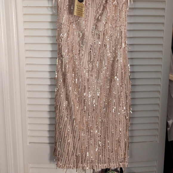 Sequined Cocktail Dress - Picture 2 of 4